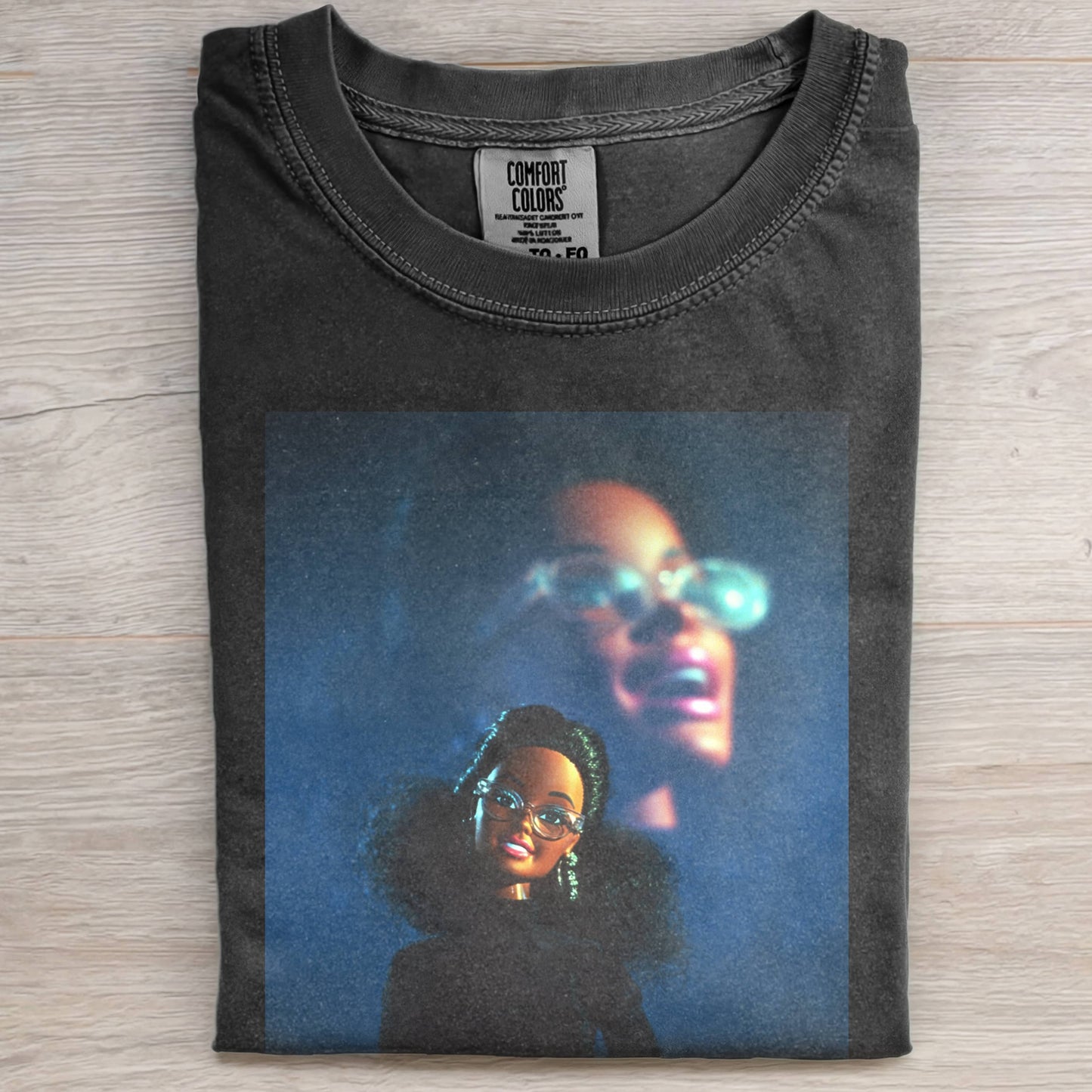 GLASSES-WEARING BLACK GIRL DOLL FACE ROUND-NECK VINTAGE TEE