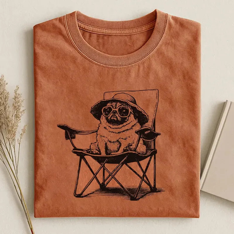 Vintage Pug Beach T-shirt