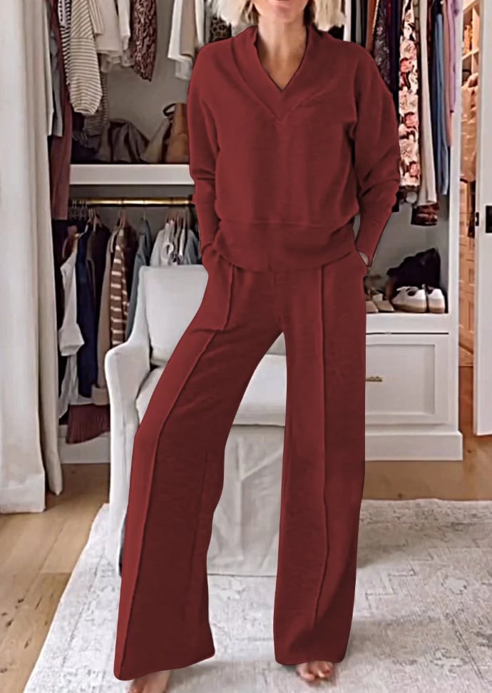 💥Women's Solid Color V-neck Top & Pants Two-piece Set(Buy 2 Free Shipping)
