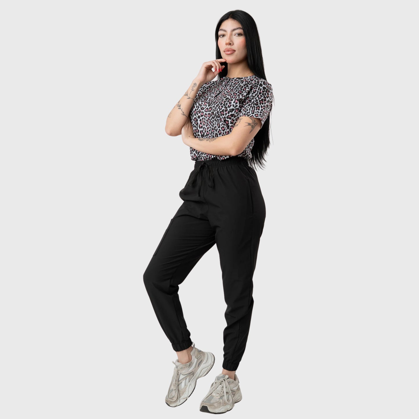 Women's Black Leopard Printed Scrub Set NST23