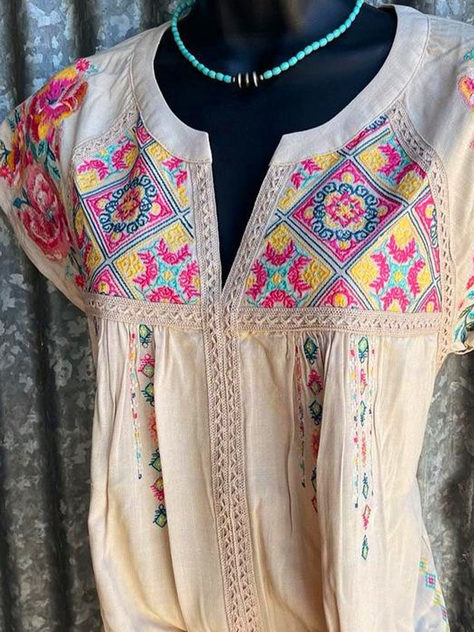 Vintage Ethnic Geometric Print V-Neck T-Shirt