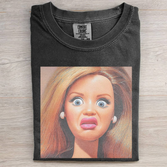 FACE DOLL GIRL FUNNY MEME T-SHIRT