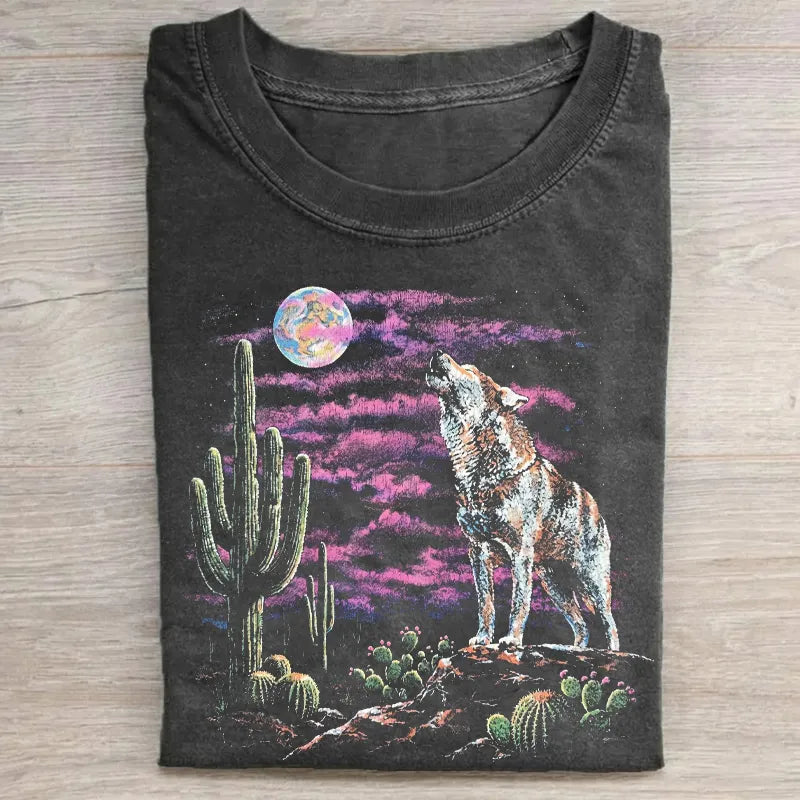 Vintage Desert Wolf Graphic T-Shirt
