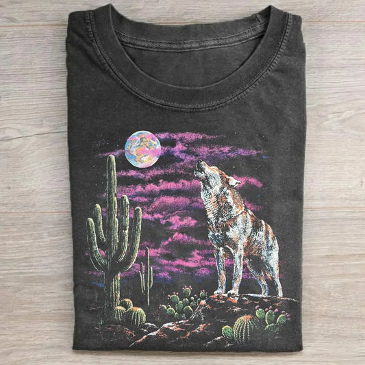 Vintage Desert Wolf Graphic T-Shirt