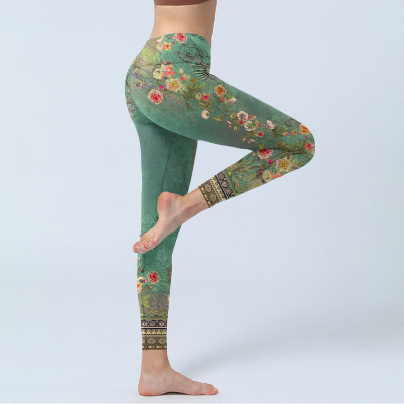 Vintage Floral Garland Lace Damask Pattern Print Gym Leggings Women's Yoga Pants