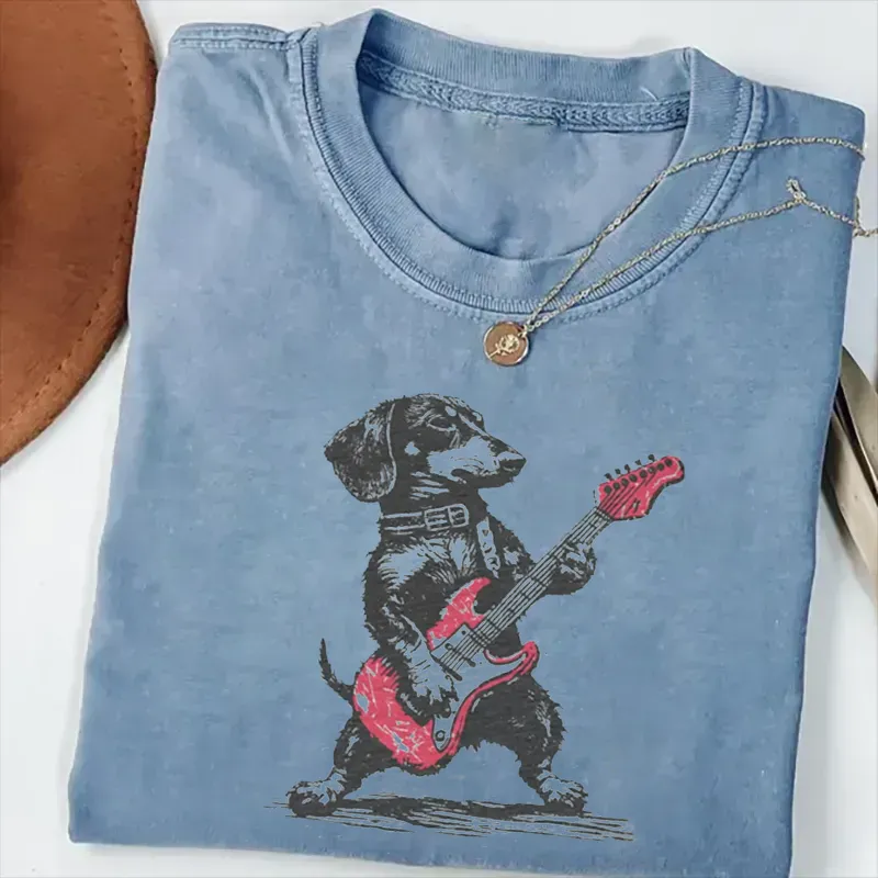 Vintage Dachshund Weenie Playing Guitar T-shirt