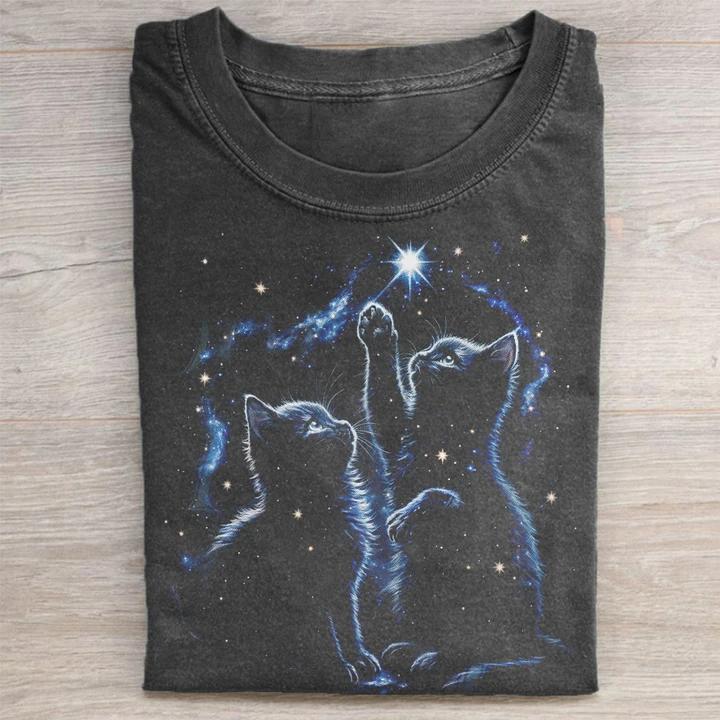 Two Cats Playing Galaxy Vintage T-shirt