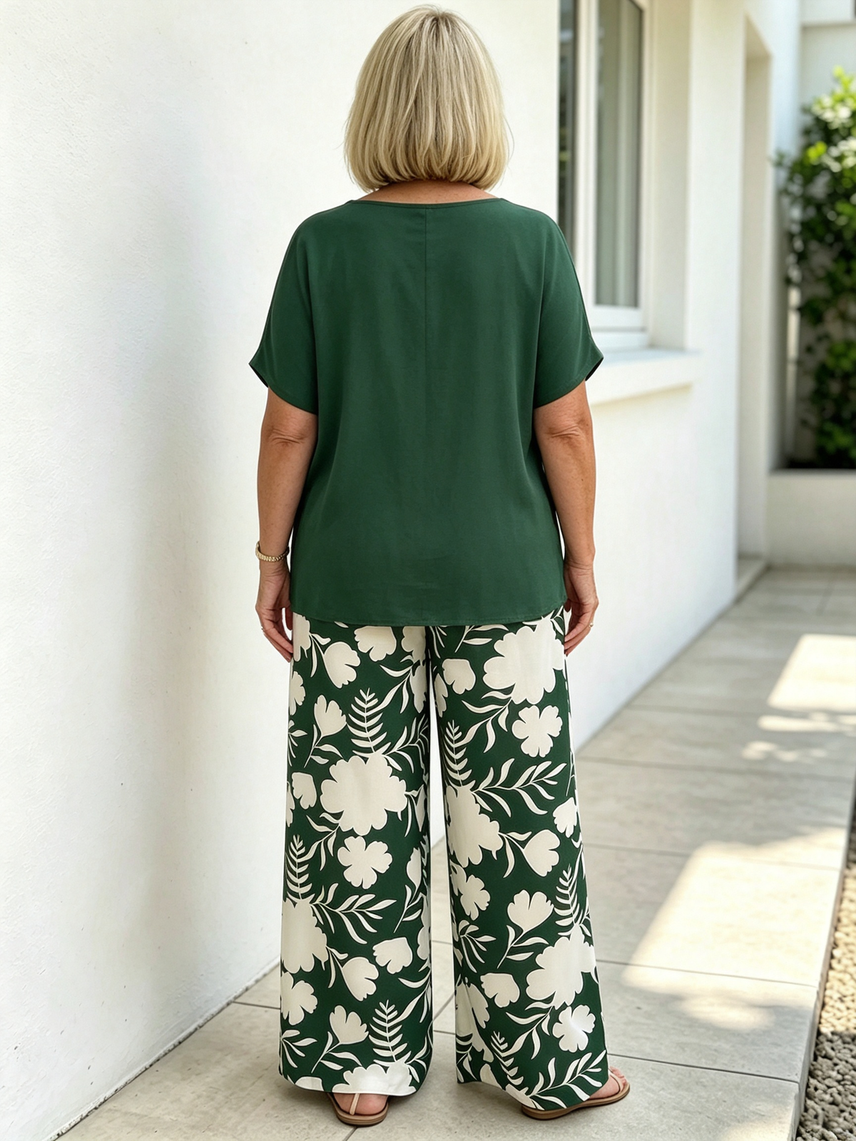 Elegant Two‐Piece Casual Suit for Women, Loose Solid Short Sleeve Top and High Waist Floral Printed Wide Leg Pants, Comfortable Relaxed Fit Co‐Ord Outfit, Fashionable Loungewear for Summer Daily Holiday Occasions
