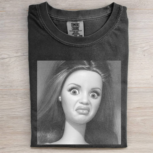 FACE DOLL GIRL FUNNY MEME T-SHIRT