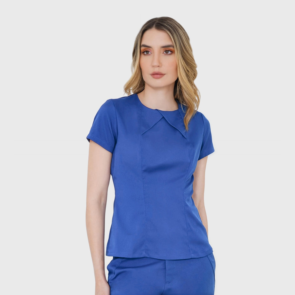 Women's Crew Neck Bow Scrub Top™