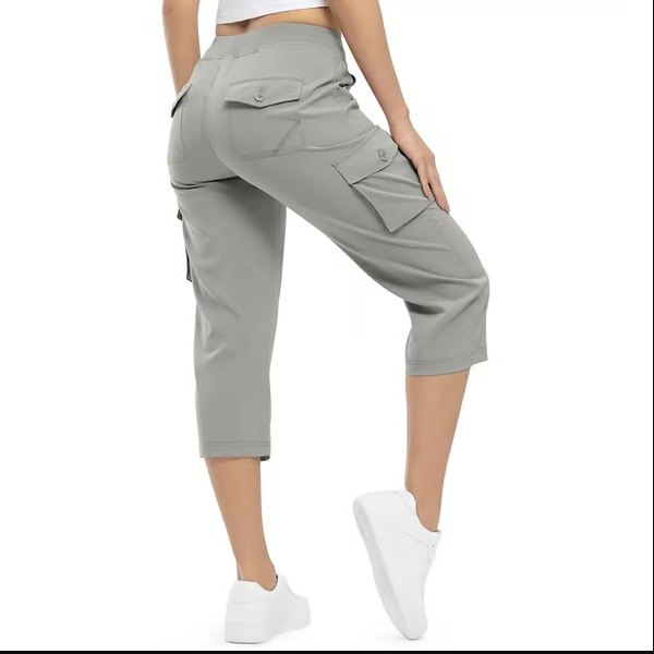 Women's Lightweight Hiking Capris: Quick-Dry, 6 Pockets, Loose Fit