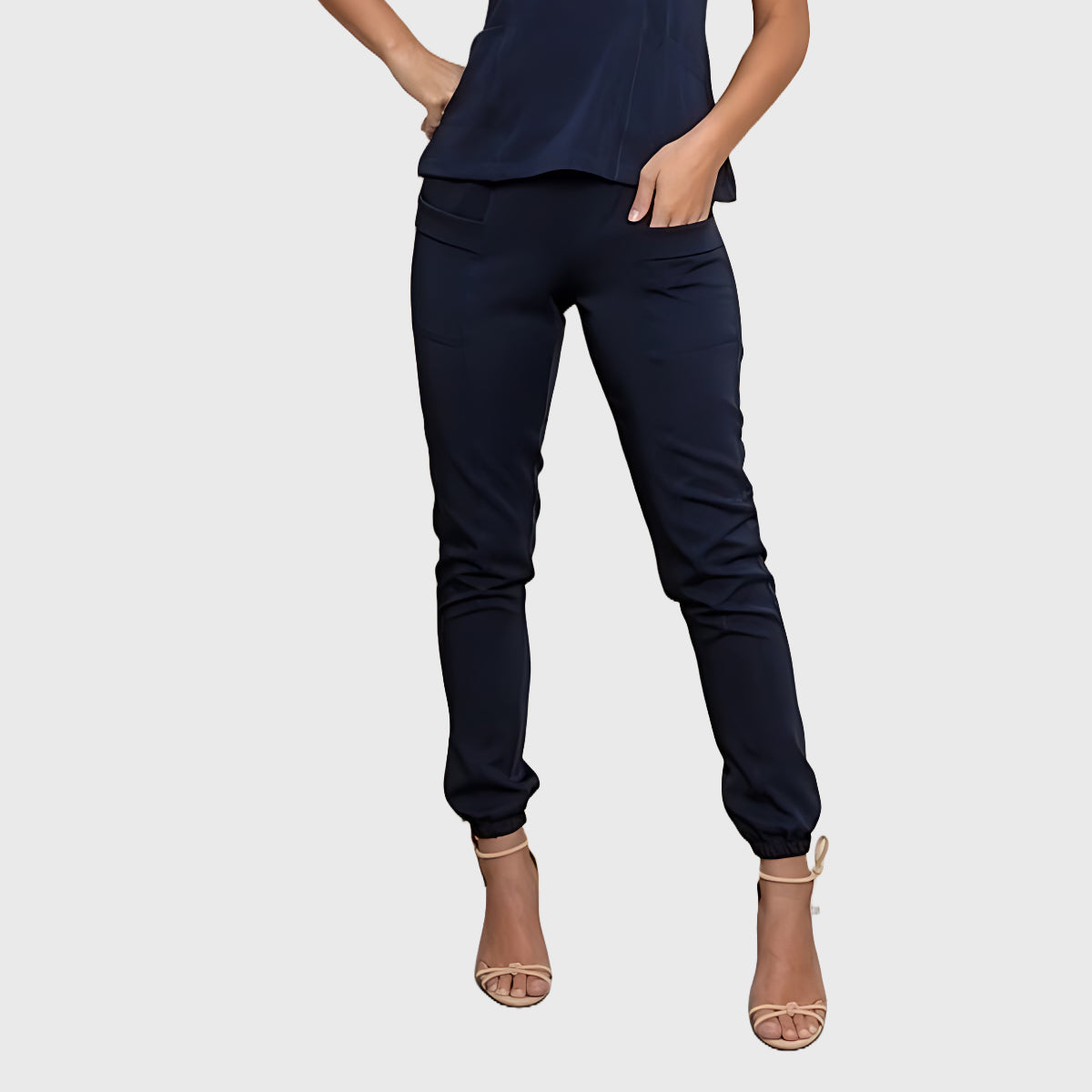 Women's Two Pockets Scrub Pants with Leg Elastics