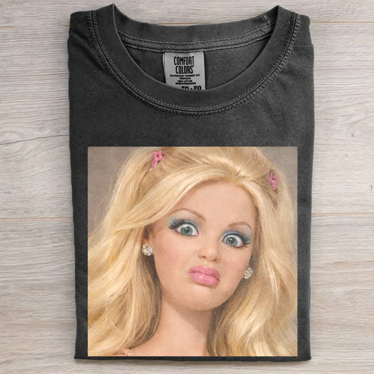 FACE DOLL GIRL FUNNY MEME T-SHIRT