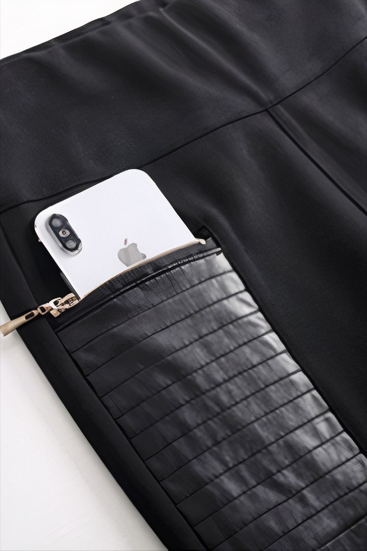 Contrast Panel Zipper Detail Faux Leather Pants