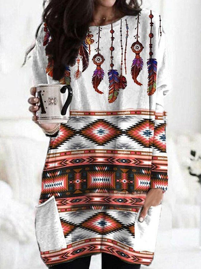 Ethnic Feather Geometric Print T-Shirt