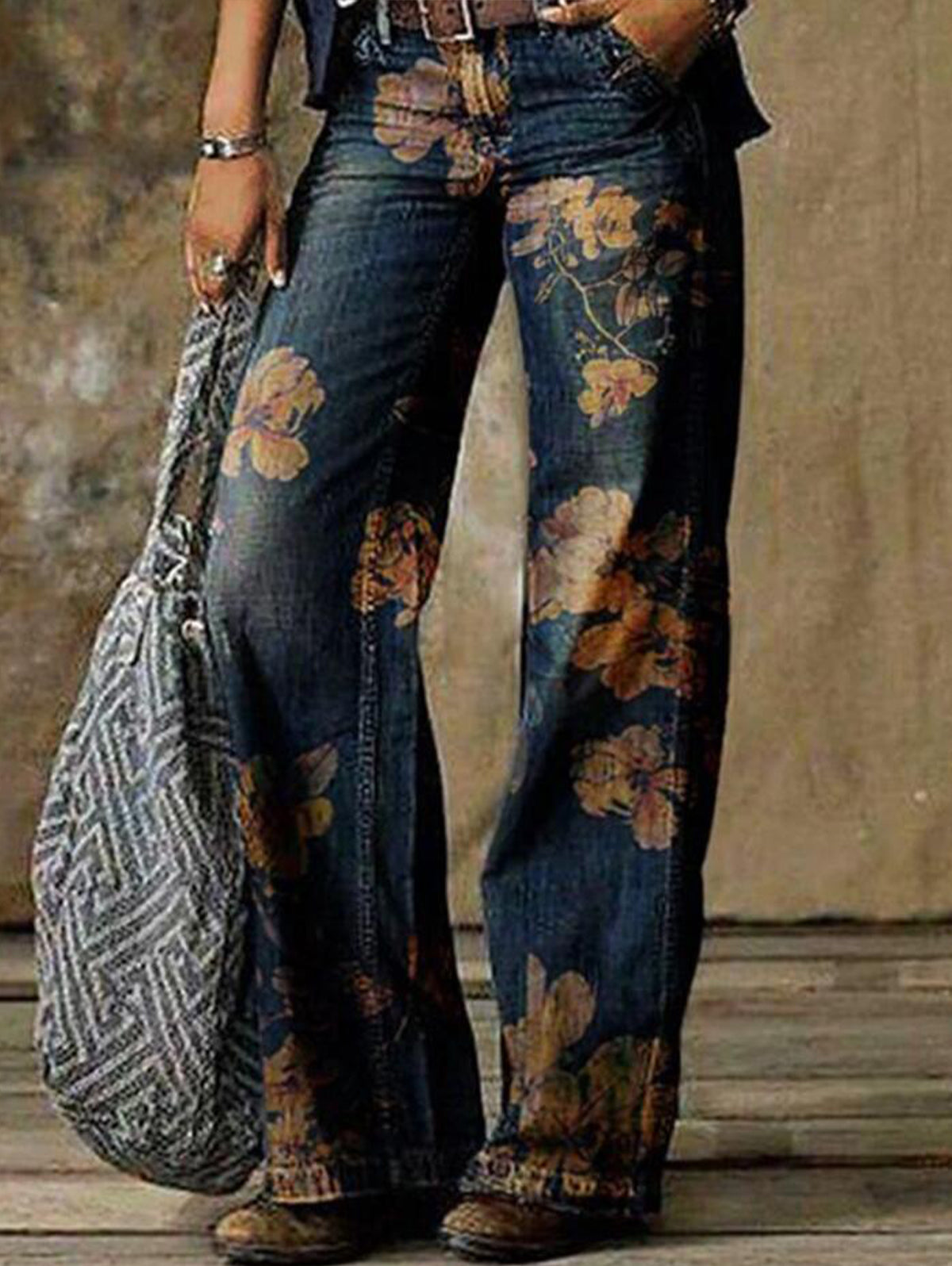 Floral Wide Leg JeansFloral Wide Leg Jeans