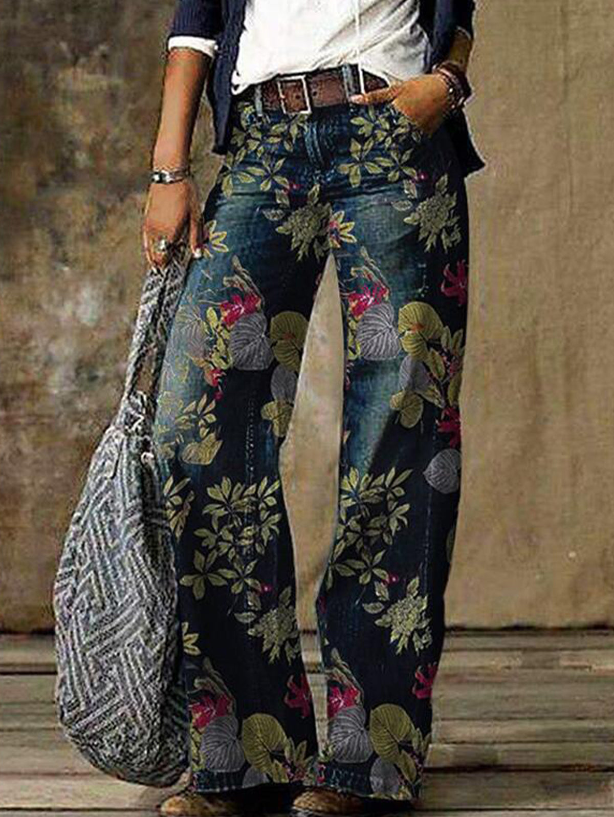 Floral Wide Leg JeansFloral Wide Leg Jeans