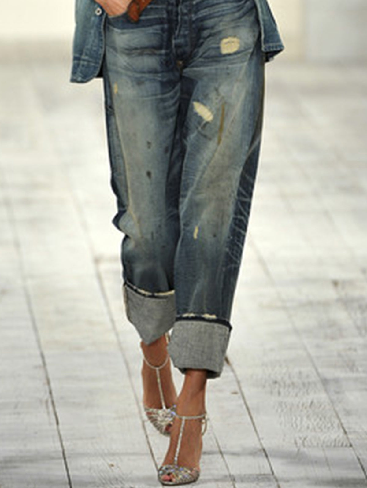 Retro Plain Distressed Light Washed Denim Pants