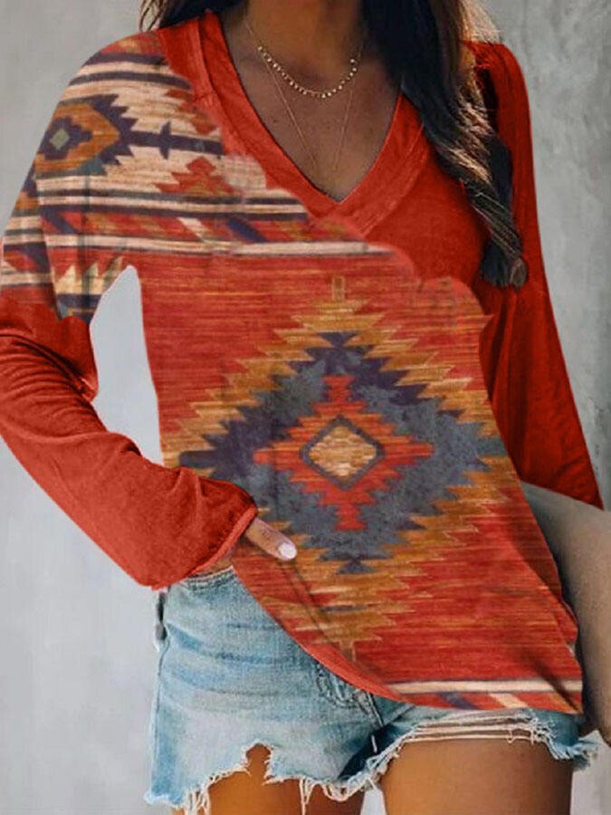 V-Neck Vintage Western Print T-Shirt