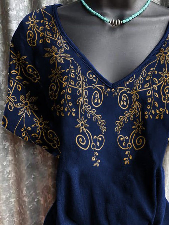 V-Neck Ethnic Floral Print T-Shirt