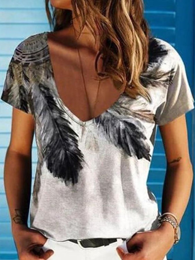 Feather Print Short Sleeve T-Shirt