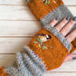 Basic Gestrickte Handschuhe mit Blumenmuster