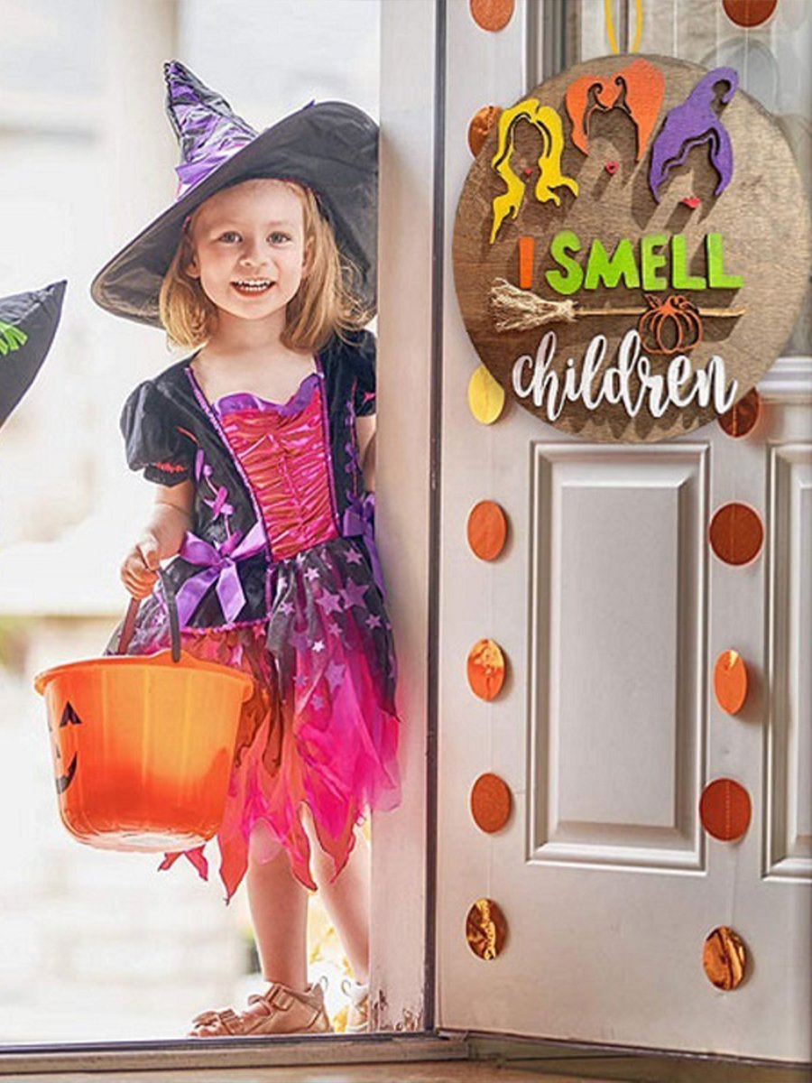 I Smell Children Halloween Hanging Wall Decoration