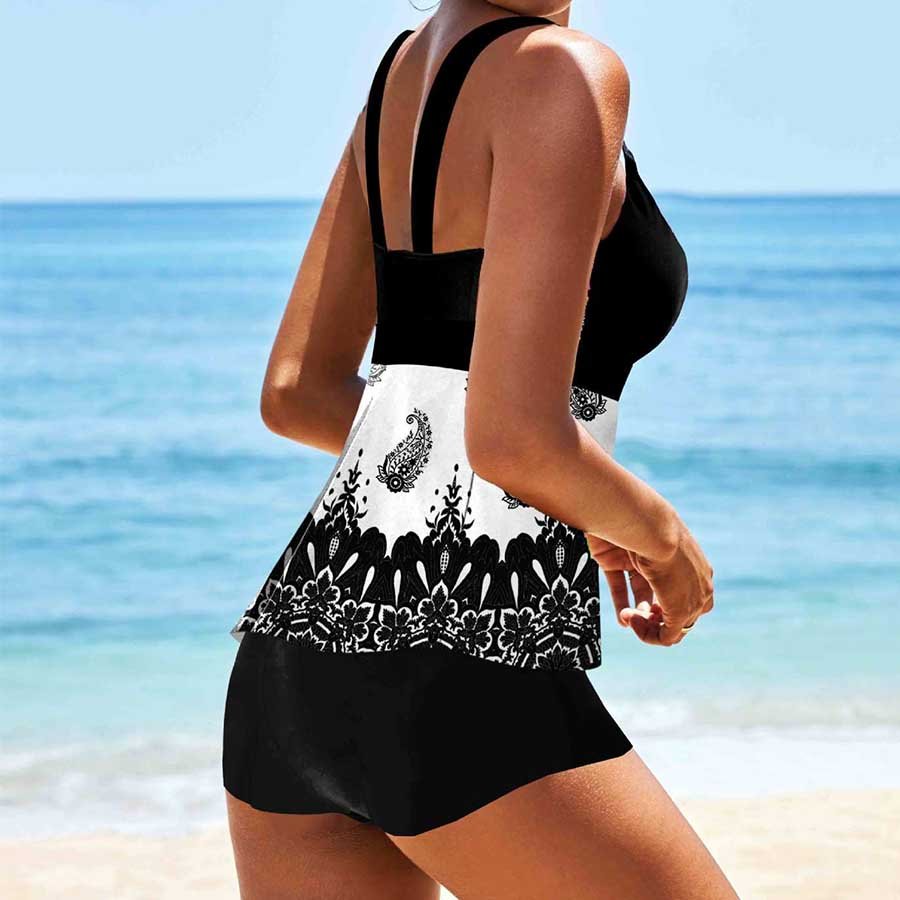 Women's Belly Covering Flank Shorts Plus Size Swimsuit