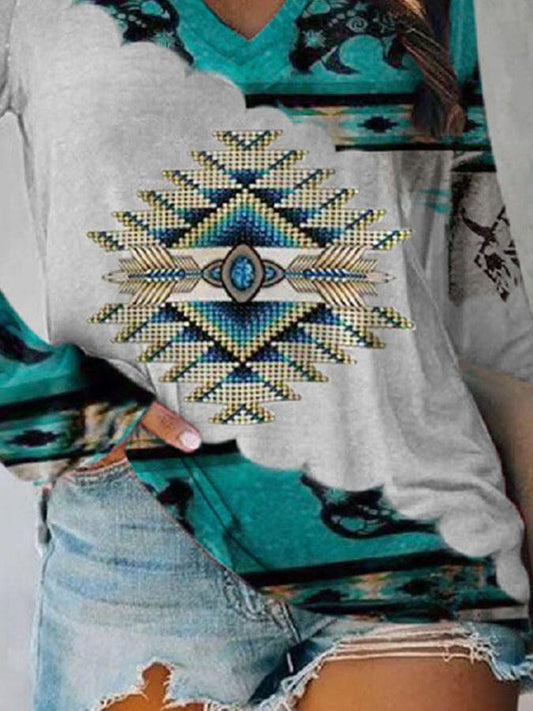 V-Neck Vintage Western Print T-Shirt