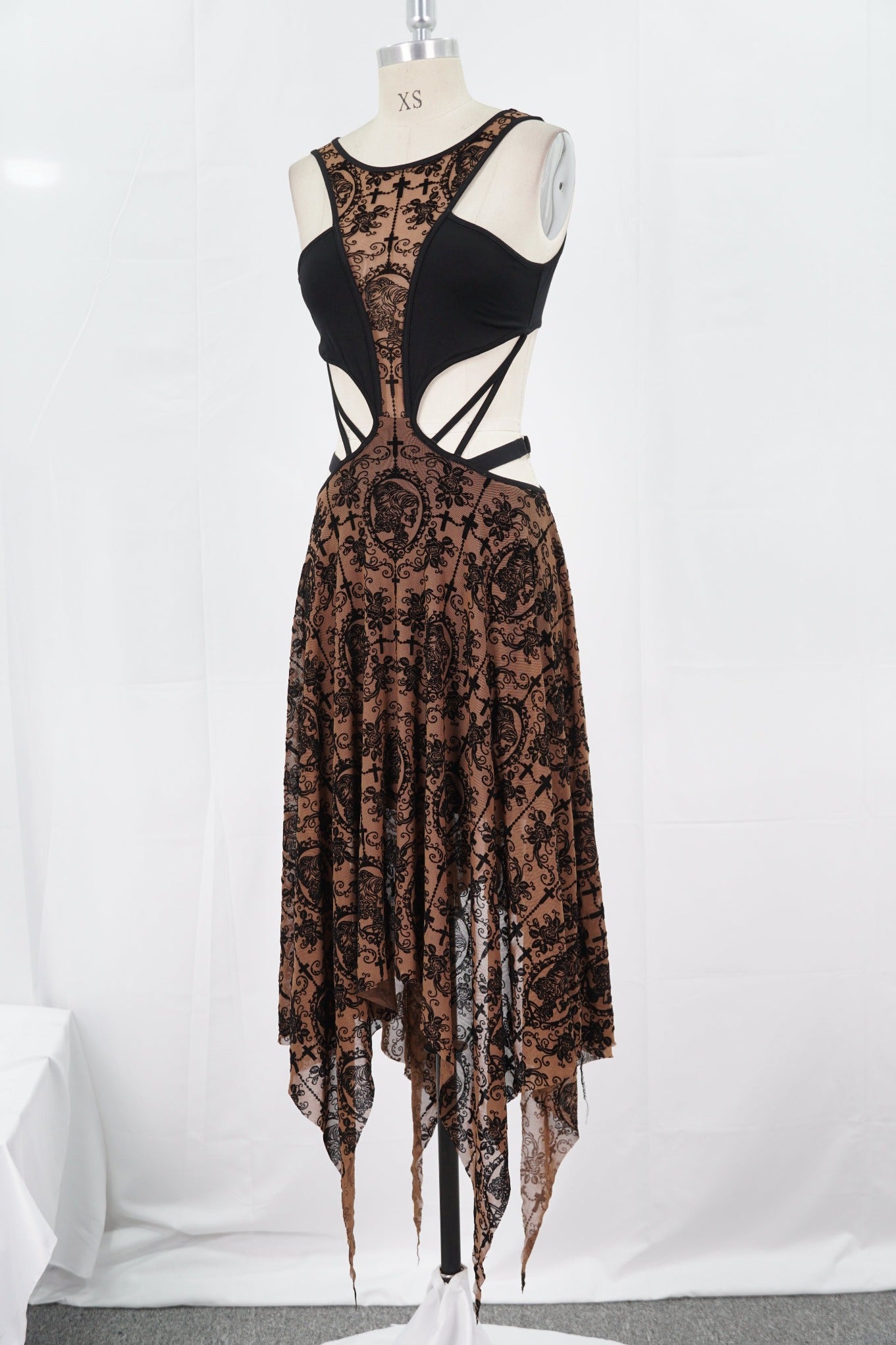 Lace Cameo Butterfly Dress