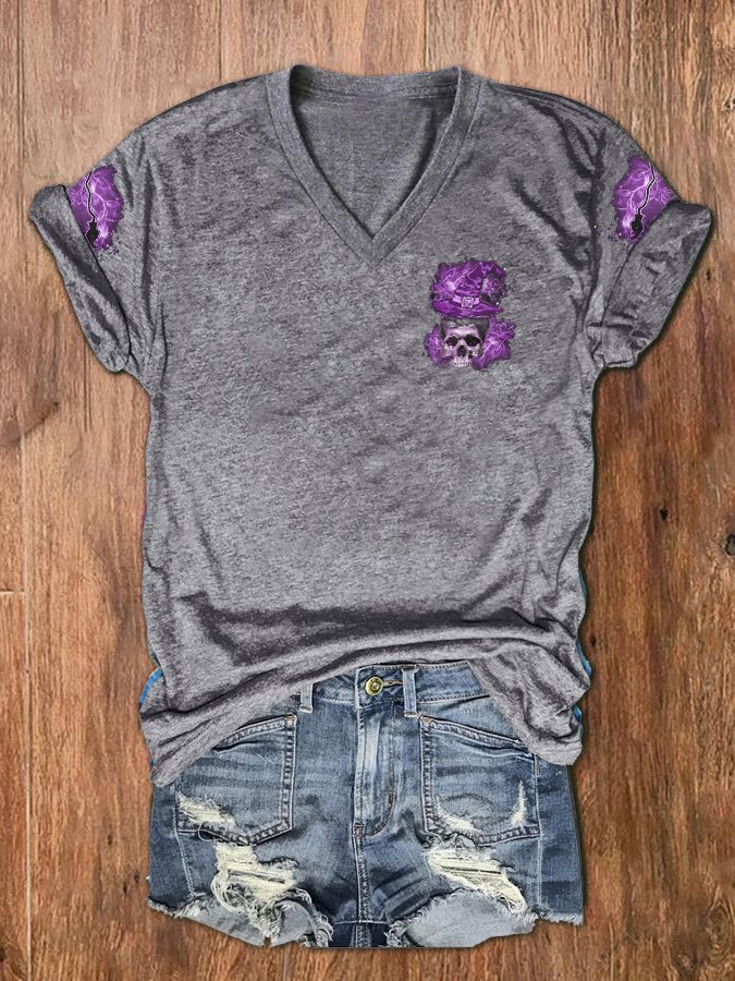 Women&#039;s Who Needs Halloween I’m A Witch Skull Print V-Neck T-Shirt