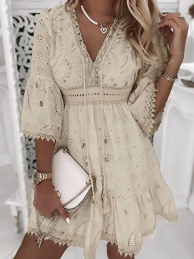 Women's Lace Embroidery Hollow Out Ruched V Neck Stylish Modern Party Dress