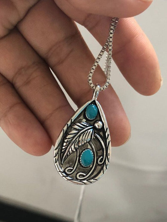 Inlaid Turquoise Retro Dyed Black Feather Pendant